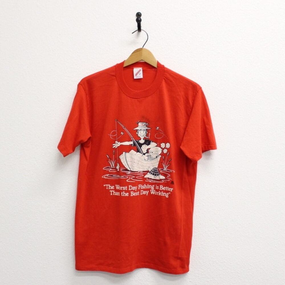 Vintage The Worst Day Fishing Is Better Than The Best Day Working T Shirt Large